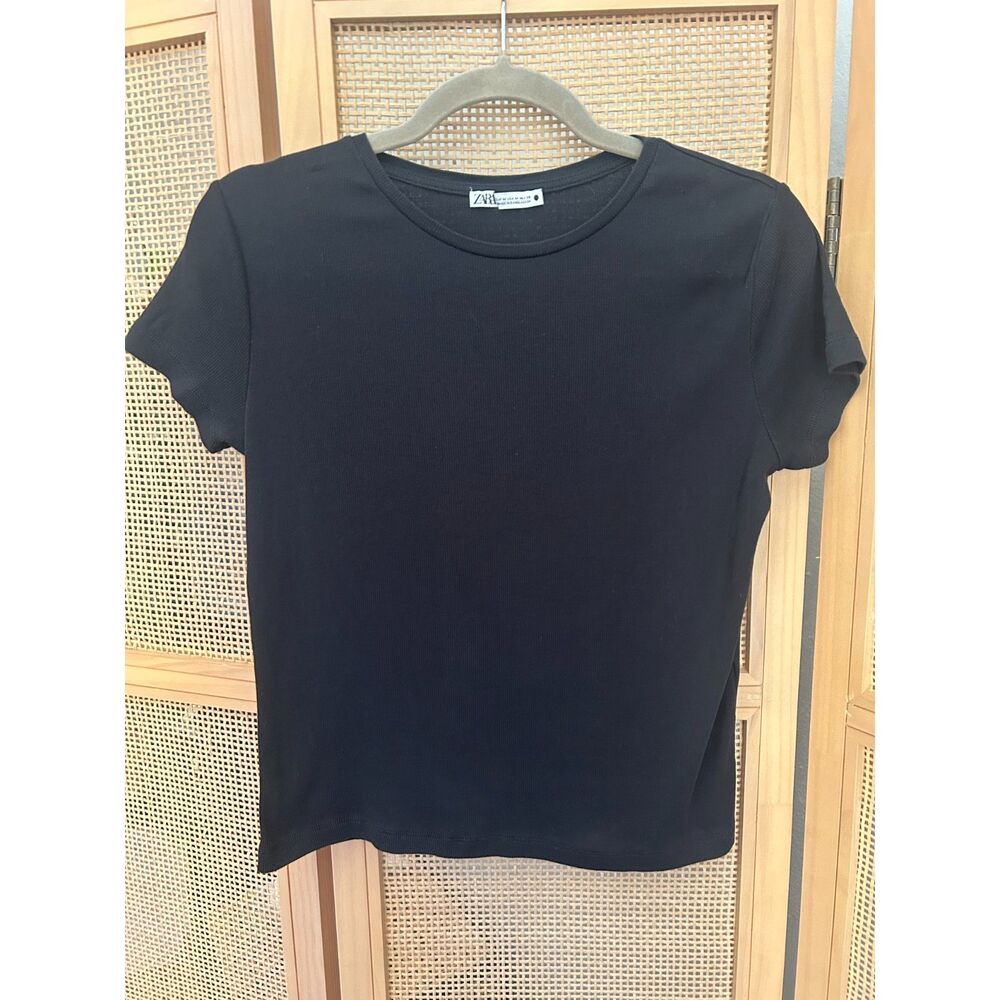 Zara Black Ribbed Crew Neck Fitted Tee Size M